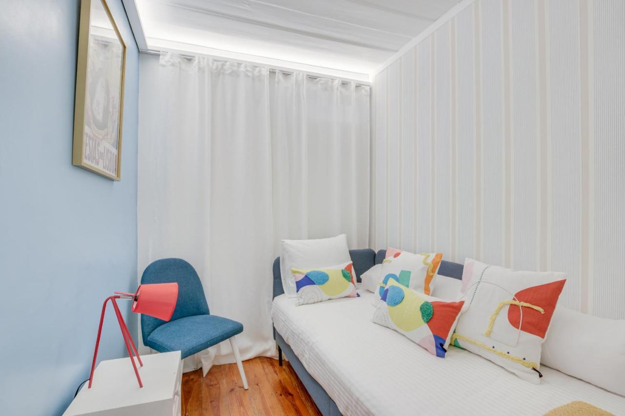 Golden Cage Chiado - Charm Historic And Cozy Διαμέρισμα Lisboa Εξωτερικό φωτογραφία