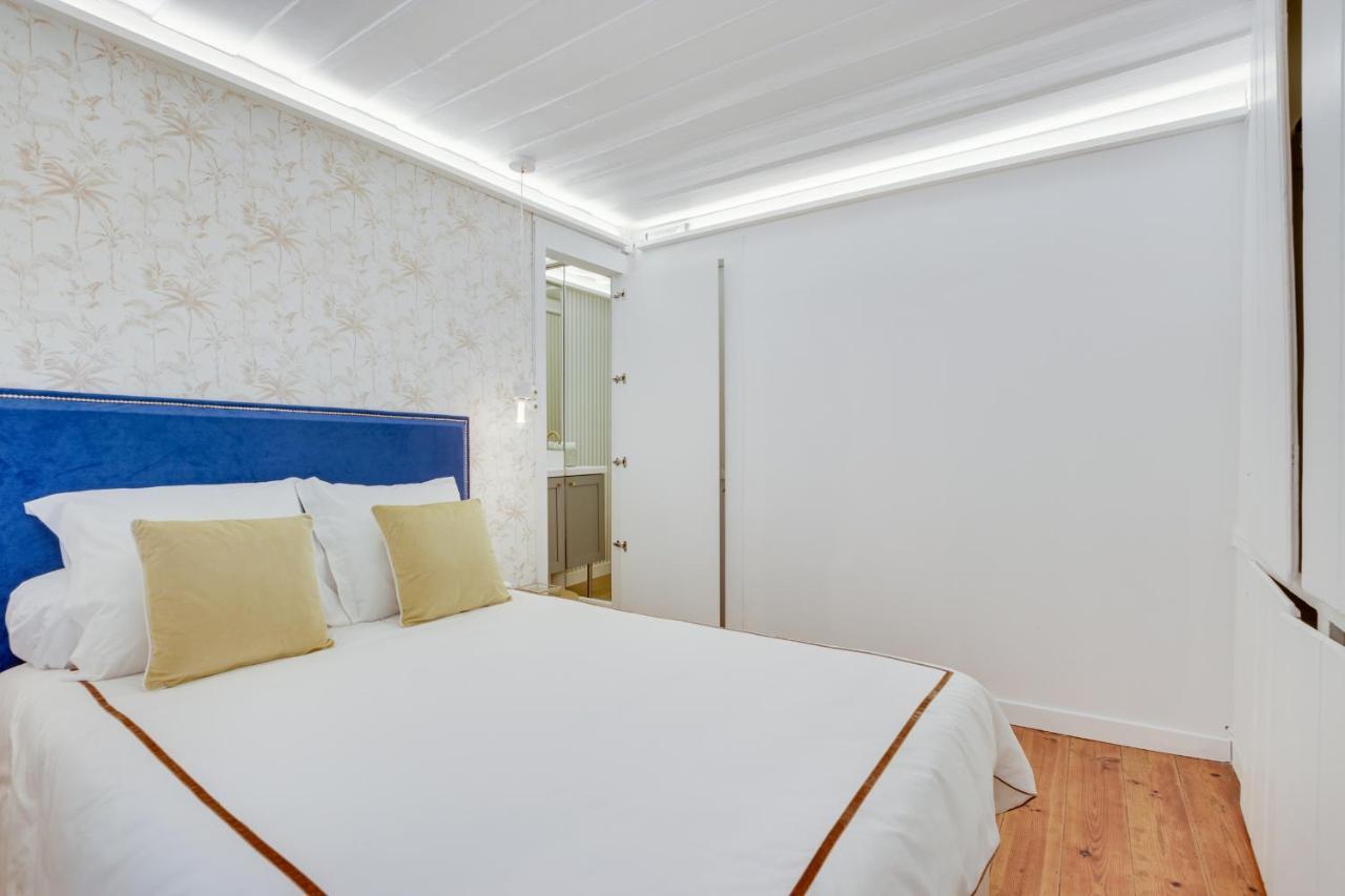 Golden Cage Chiado - Charm Historic And Cozy Διαμέρισμα Lisboa Εξωτερικό φωτογραφία